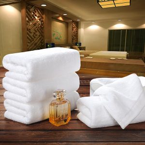 KB70 - Khăn tắm trắng khách sạn - Khăn Bông KIBA - Công Ty KIBA TNHH